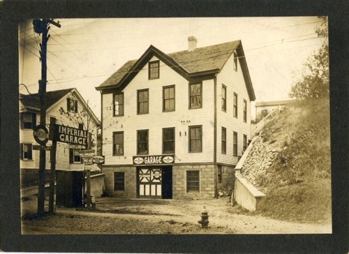 Imperial Garage on Academy Avenue. Circa 1920.chs-007859